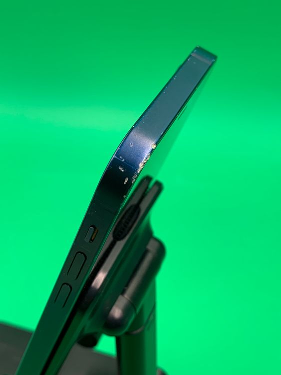 ���Хåƥ꡼���� iPhone 12 64GB SIM�ե꡼ ��������100% Softbank ��