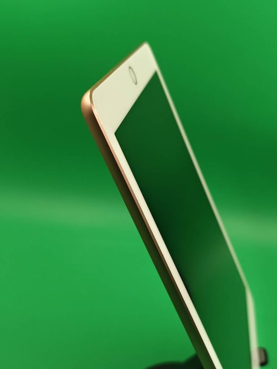 �Хåƥ꡼���� iPad ��6���� Wi-Fi 128GB ������� ��������100%