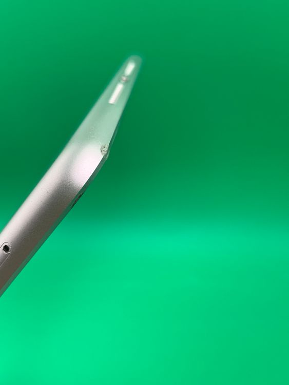 ����� iPad ��9���� Wi-Fi+Cellular 64GB ����С� docomo ��