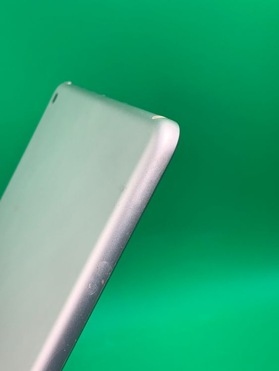 ����� iPad ��5���� Wi-Fi 32GB MP2G2J/A ����С�