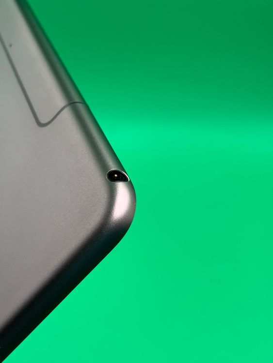 ������ iPad Air ��3���� Wi-Fi+Cellular 64GB Softbank ��