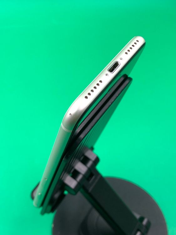 ���ѥͥ롦�Хåƥ꡼���� iPhone SE ��3���� 128GB �������饤�� ��