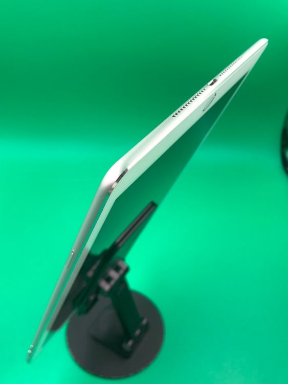 �����礤���� iPad Air ��2���� Wi-Fi+Cellular 16GB  docomo ��