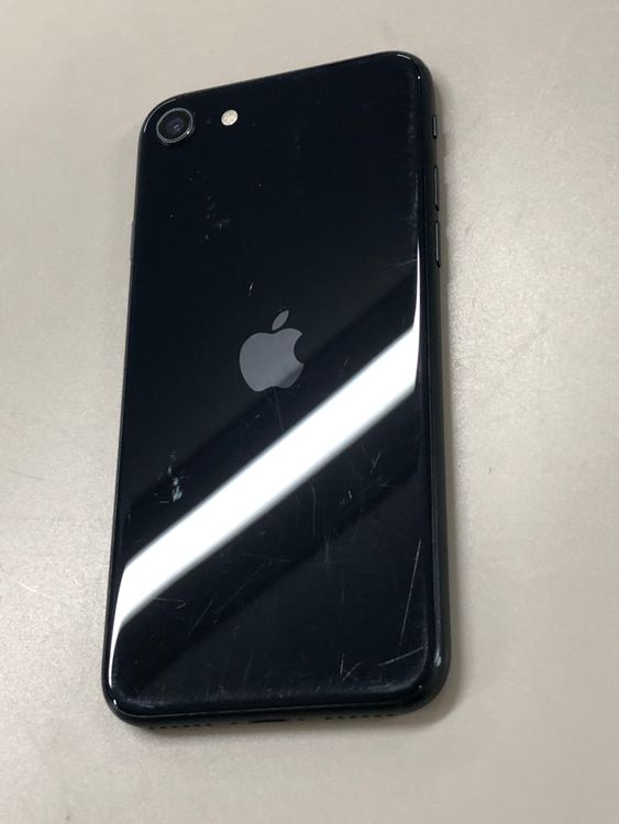 ★激安 iPhone SE 第3世代 64GB SIMフリー 最大容量96% ミッドナイト