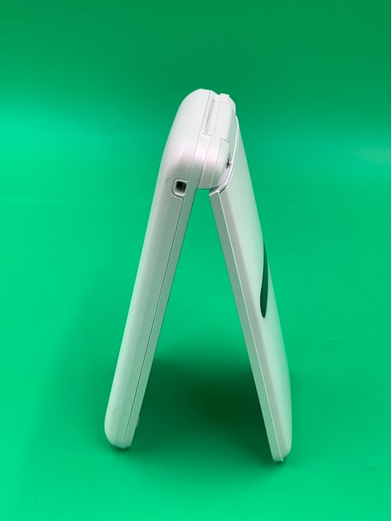 ������ GRATINA KYF42 8GB �ۥ磻�� SIM�ե꡼ KDDI ��