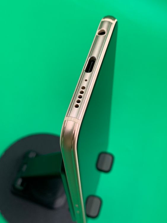 ���������� HUAWEI P20 lite 64GB ������ԥ� SIM���å� ����Ǥ���