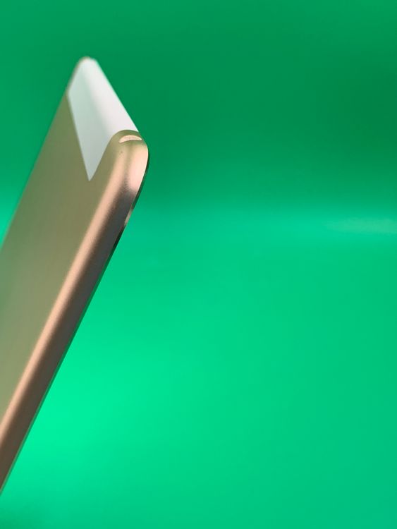 �� �����ƥ��١��������å� iPad Air ��2���� Wi-Fi+Cellular 16GB