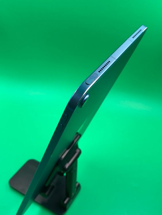 �������� iPad ��10���� Wi-Fi+Cellular 64GB �֥롼 docomo�� H2