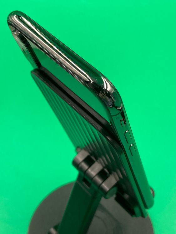 ���Хåƥ꡼���� iPhone X 64GB ���ڡ������쥤 docomo ��