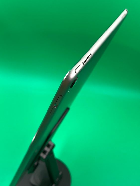 ���Хåƥ꡼���� iPad Pro 10.5����� Wi-Fi 64GB ����С�