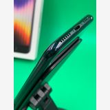 ���Хåƥ꡼���� iPhone SE ��3���� 64GB SIM�ե꡼ au �� �ߥåɥʥ���