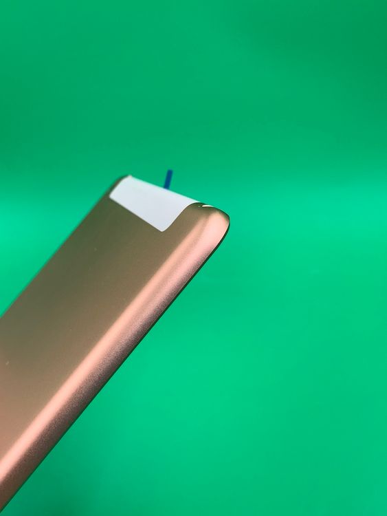 ���վ��ѥͥ뿷�� iPad ��6���� Wi-Fi+Cellular 32GB docomo ��