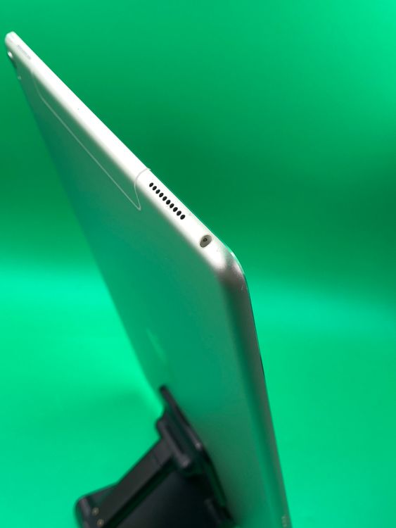 �����礤���� iPad Pro 12.9����� ��2���� Wi-Fi+Cellular 64GB