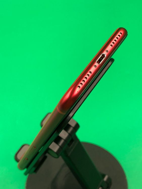 ���������� iPhone SE ��2���� 64GB �֥�å�-��å� KDDI ��