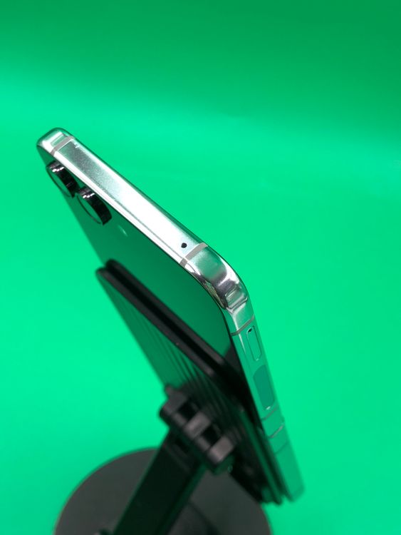 �������� Galaxy Z Flip5 256GB ���꡼�� SIM�ե꡼ au�� H3