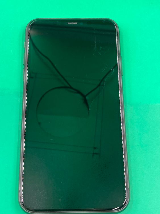  iPhone 11 64GB SIMե꡼ 94% ʰSIM KDDI 