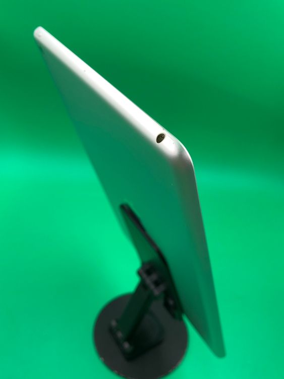 ����� iPad ��6���� Wi-Fi 128GB ��������85%  ����С�