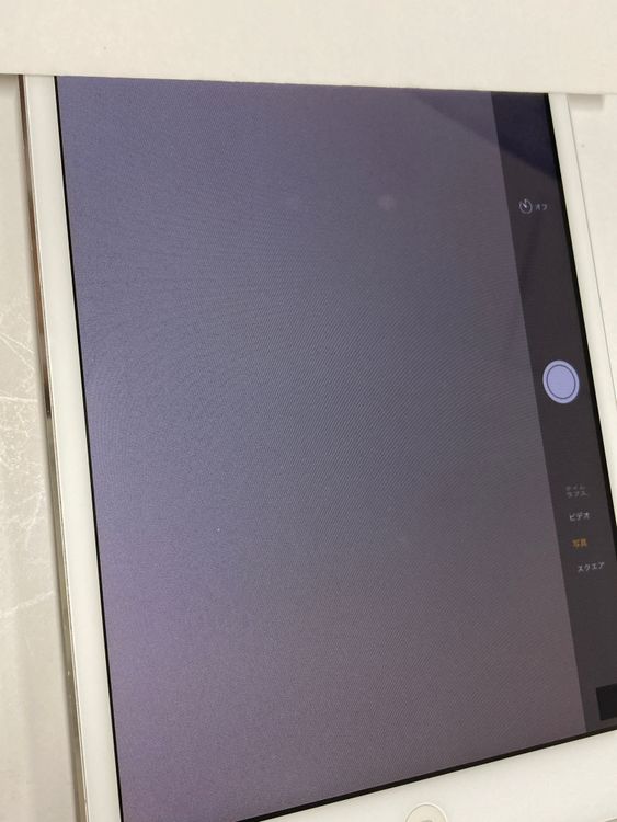 ������ iPad mini ��1���� Wi-Fi+Cellular 16GB ����С� KDDI ��
