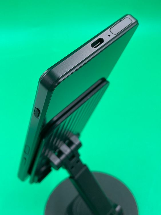 �����礤���� Xperia 1 IV 256GB �֥�å� SIM�ե꡼ KDDI ��