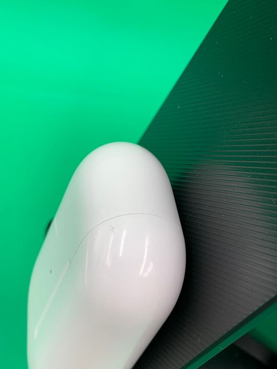 ����� AirPods Pro ��2���� Lightning ���������ɹ� �ۥ磻��