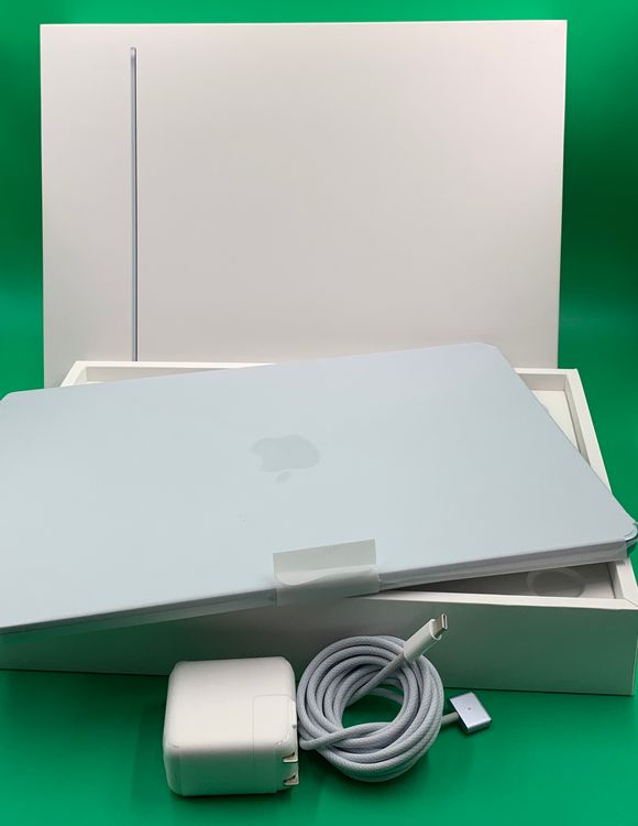 �������� MacBook Air 13����� M416GB 256GB ��������100% H2