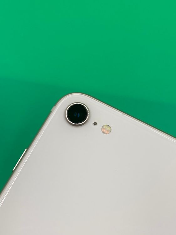  iPhone SE 3 64GB SIMե꡼ 87% docomo 