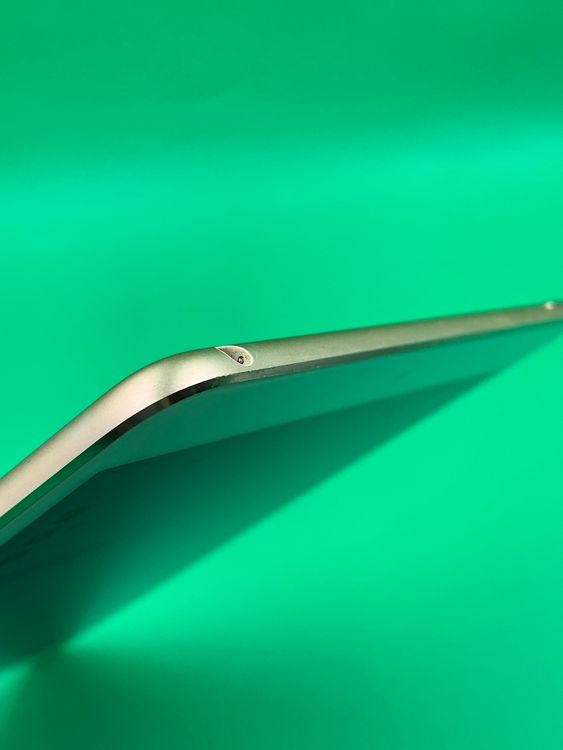  iPad mini 4 Wi-Fi 64GB 