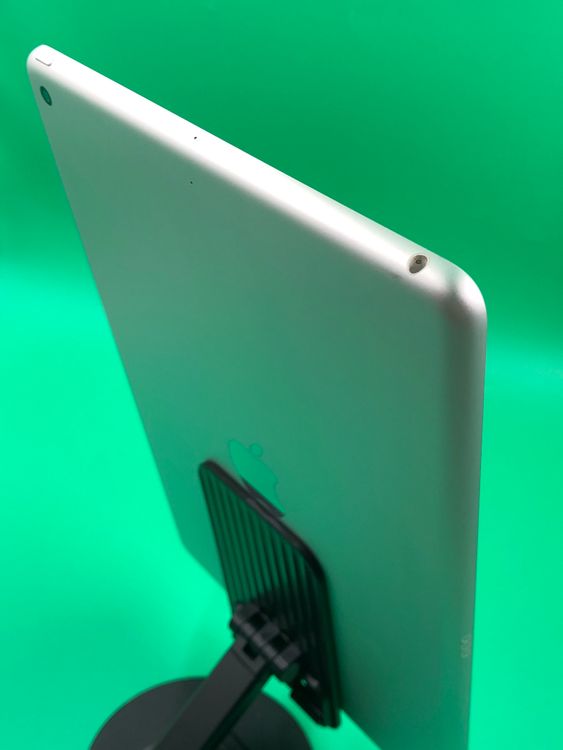 ������Ʊ�� iPad ��8���� Wi-Fi 32GB ����С�  ��������76% MYLA2J/A