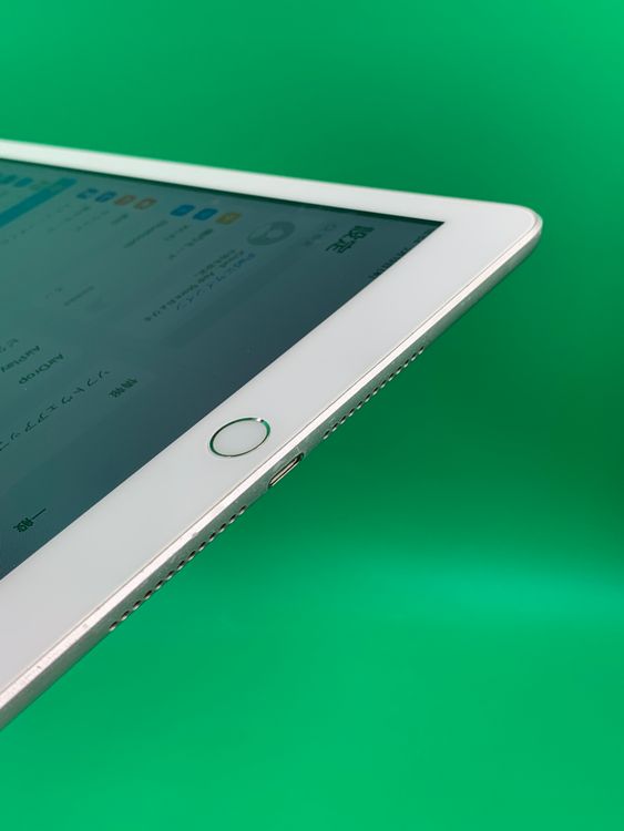 ����� iPad ��5���� Wi-Fi 32GB MP2G2J/A ����С�