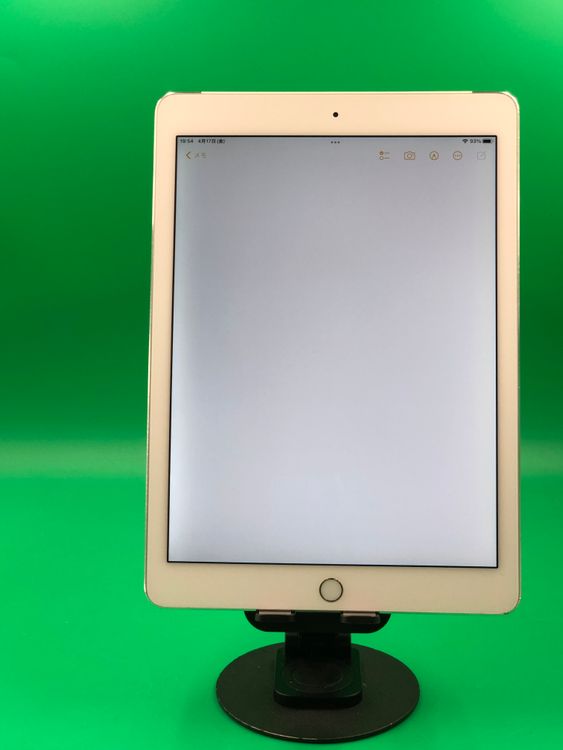 �����iPad Air ��2���� Wi-Fi+Cellular 32GB ��������96% KDDI��