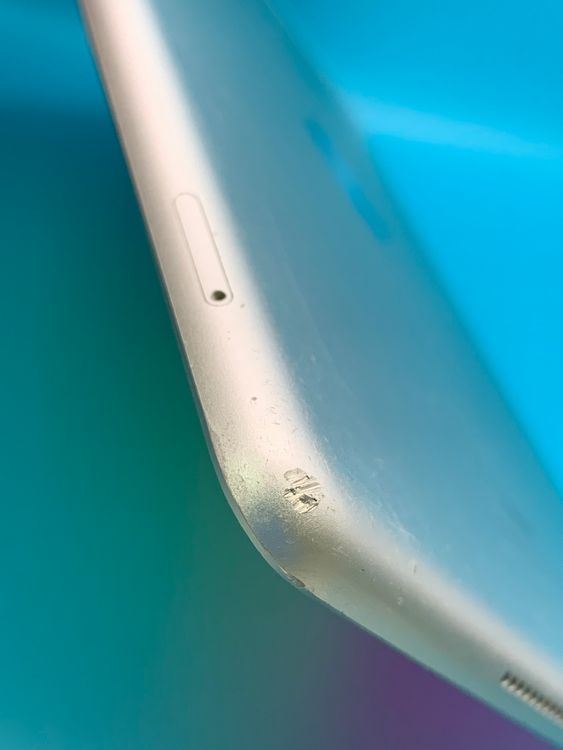 ��� iPad ��6���� Wi-Fi + Cellular 32GB ����С� SIM���å�����Ѥ�