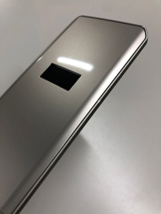������ arrows �������� �١����å� 8GB SIM�ե꡼ docomo ��