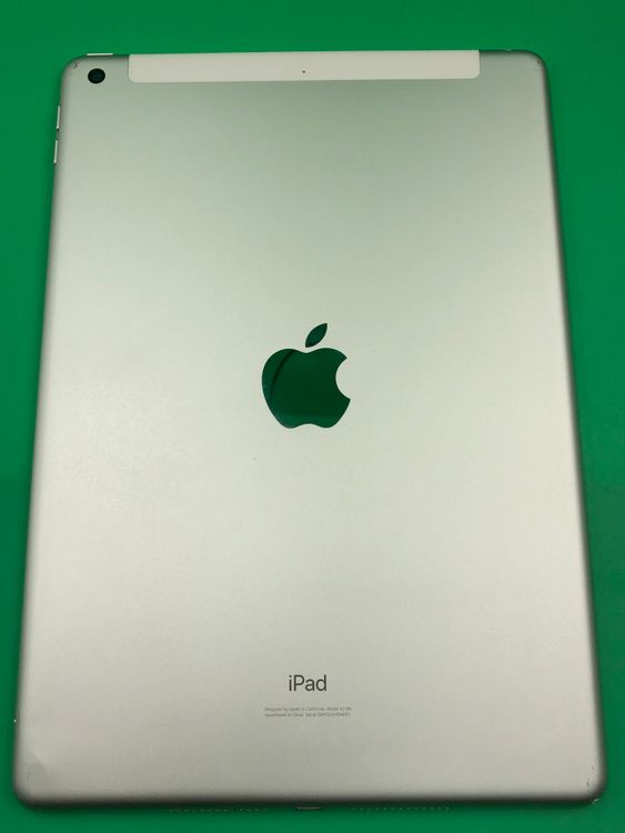 ����� iPad ��7���� Wi-Fi+Cellular 32GB ����С�  KDDI ��