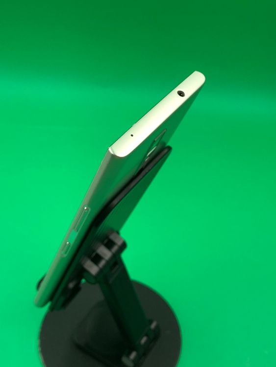 ���������� URBANO V04 64GB SIM�ե꡼ ���������ɹ�  au �� H2