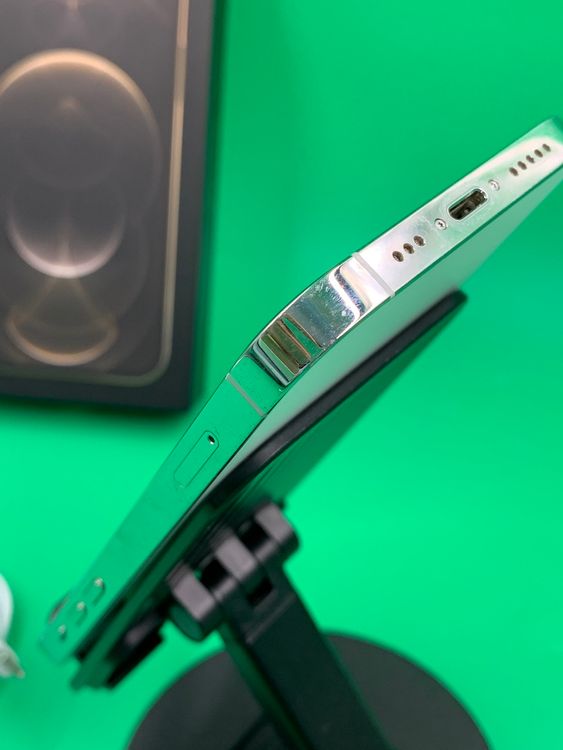 ���ѥͥ롦�Хåƥ꡼���� iPhone 12 Pro 128GB ����С� SoftBank ��