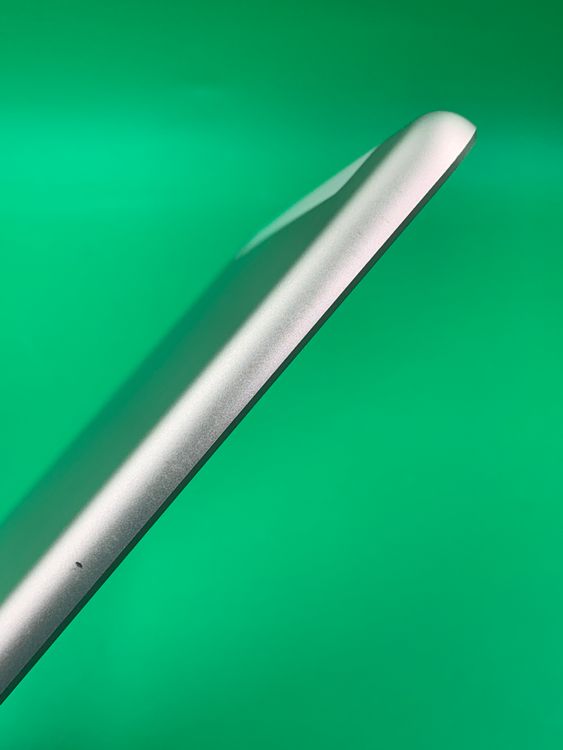 �����礤���� iPad ��9���� Wi-Fi+Cellular 64GB  ��������88%