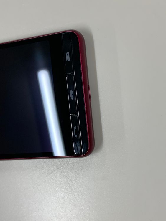 �����礤���� BASIO4 32GB SIM�ե꡼ ���������ɹ� au �� H2