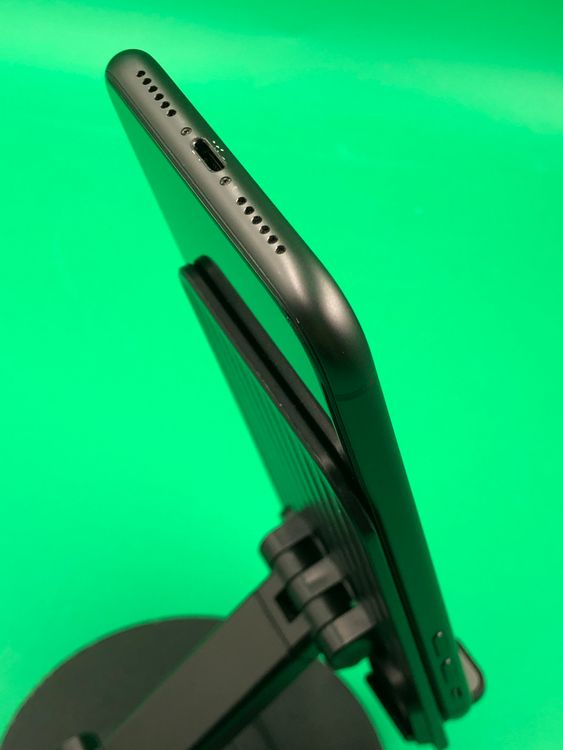 ���Хåƥ꡼���� iPhone 11 64GB �֥�å� ��������100%