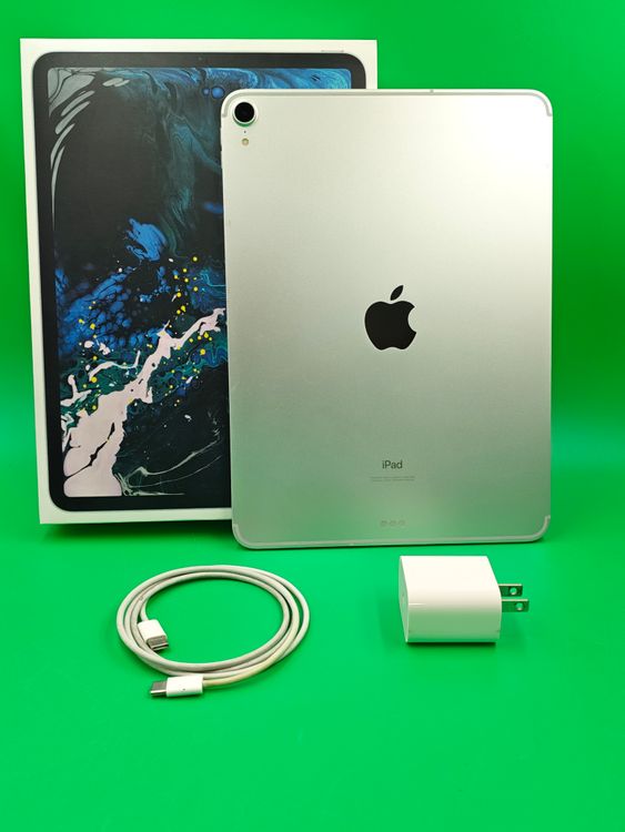 ������ iPad Pro 11 ��1���� Wi-Fi+Cellular 256GB docomo ��
