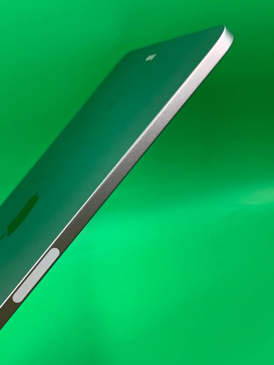 �����ʡ������� iPad Air ��4���� Wi-Fi  256GB �������֥롼