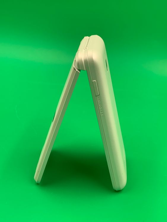 ������ GRATINA KYF42 8GB �ۥ磻�� SIM�ե꡼ KDDI ��