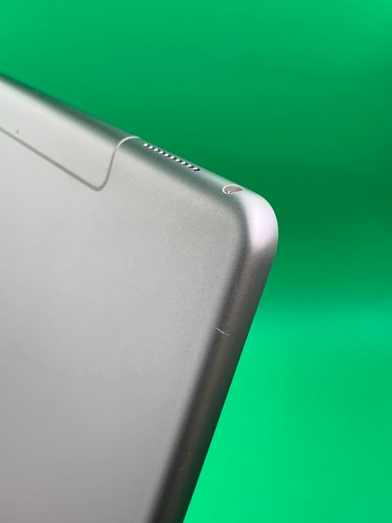 ������ iPad Pro 12.9����� ��2���� Wi-Fi+Cellular 64GB