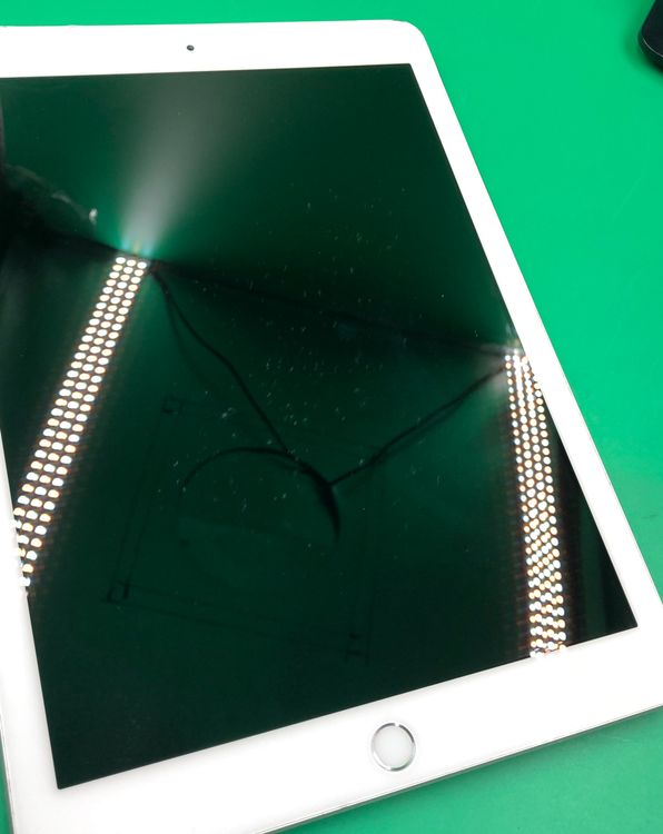 ����� iPad ��6���� Wi-Fi+Cellular 32GB SIM�ե꡼ KDDI ��