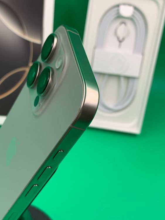 ������ iPhone 16 Pro 256GB SIM�ե꡼ ��������77% au ��