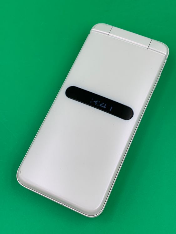 �����礤���� GRATINA KYF42 8GB �ۥ磻�� SIM�ե꡼ KDDI ��