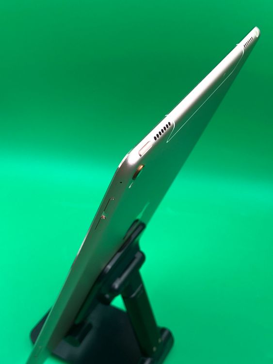 ������ iPad Pro 9.7 ��1���� Wi-Fi+Cellular 32GB ��������100%
