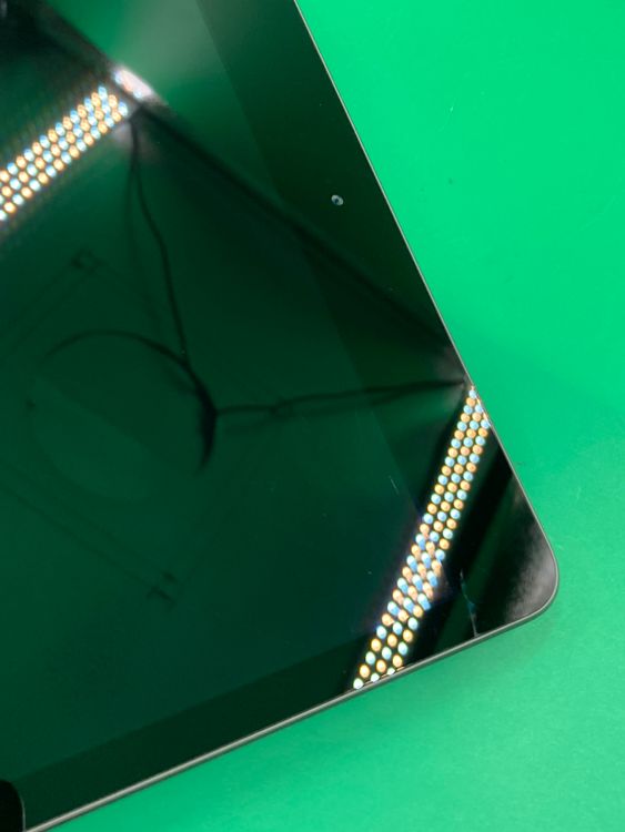 ������ iPad ��7���� Wi-Fi 32GB ���ڡ������졼 ��������95%