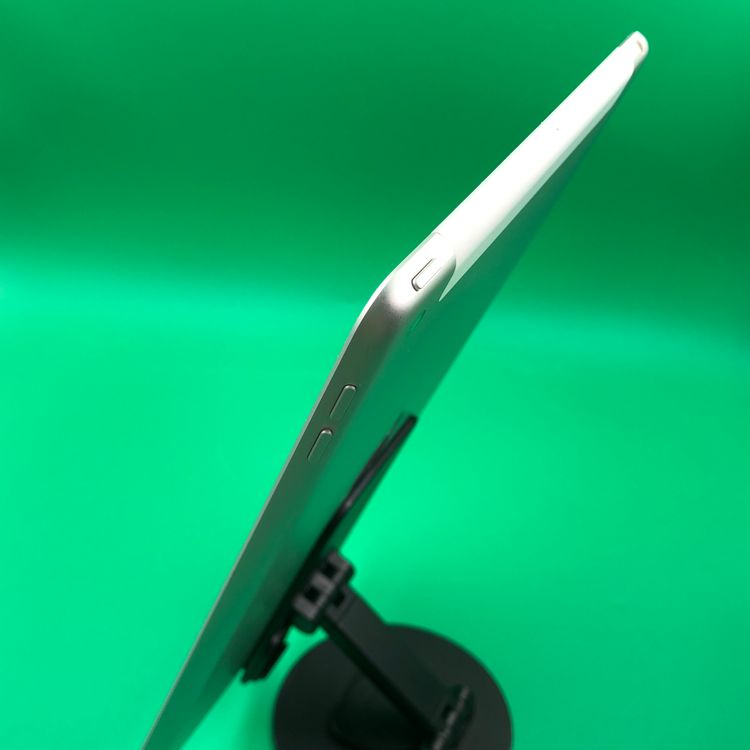 �����礤���� iPad ��8���� Wi-Fi+Cellular 32GB SIM�ե꡼