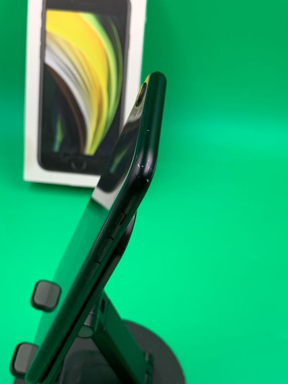 ���Хåƥ꡼���� iPhone SE ��2���� 64GB SIM�ե꡼ ��������100%