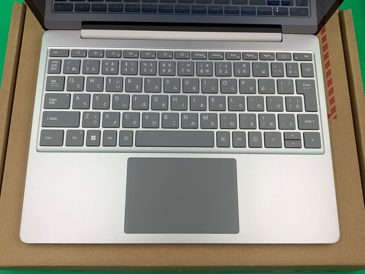 ̤���� Microsoft Surface Laptop Go 3 Core i5 8GB256GB